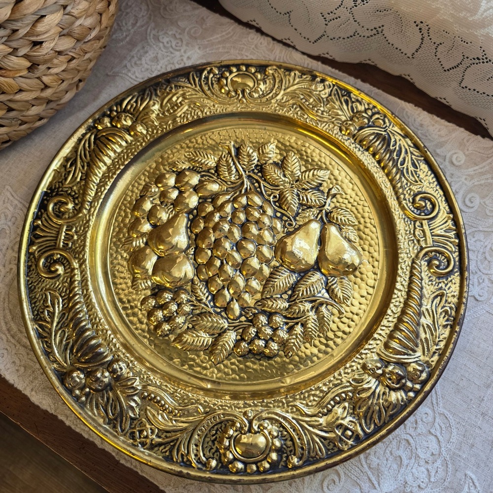 Peerage Brass Wall Hanging Plate 14" Gold Fruit Embossed, Made‎ in England